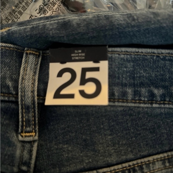 Brand new with tags! Gap Kick Fit High Rise Jeans with Washwell - Picture 7 of 7